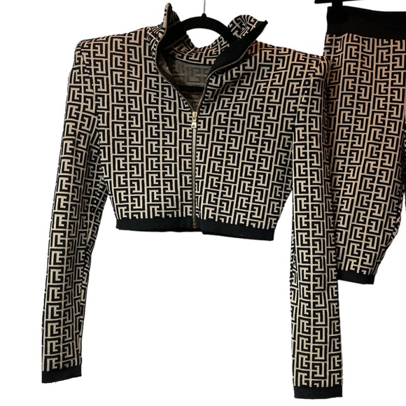 Balmain Monogram Crop Top - Picture 5 of 9